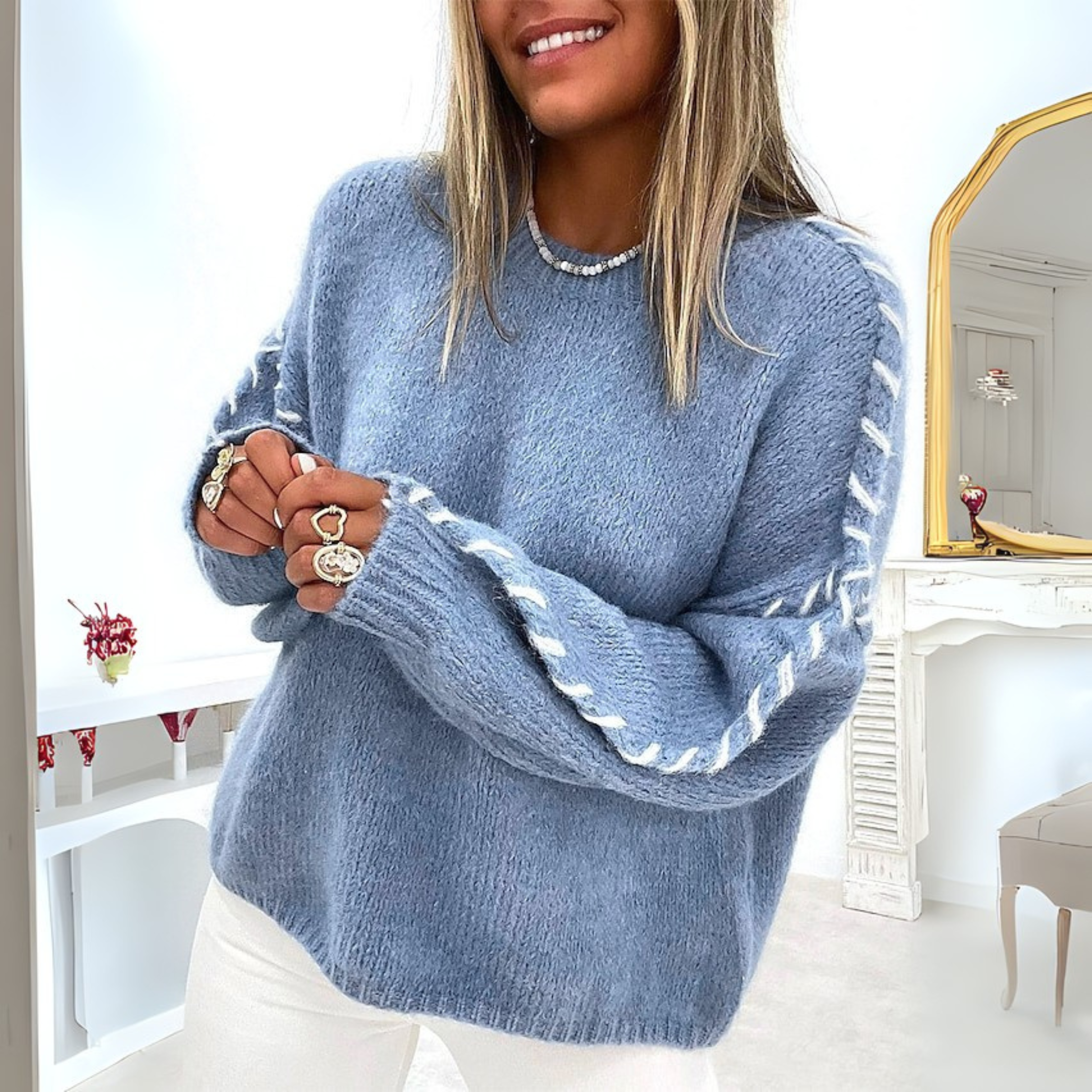Classic round neck cozy sweater