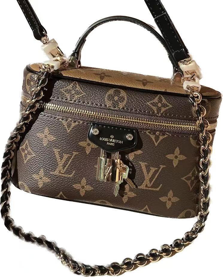 Nice Monogram Nano Black