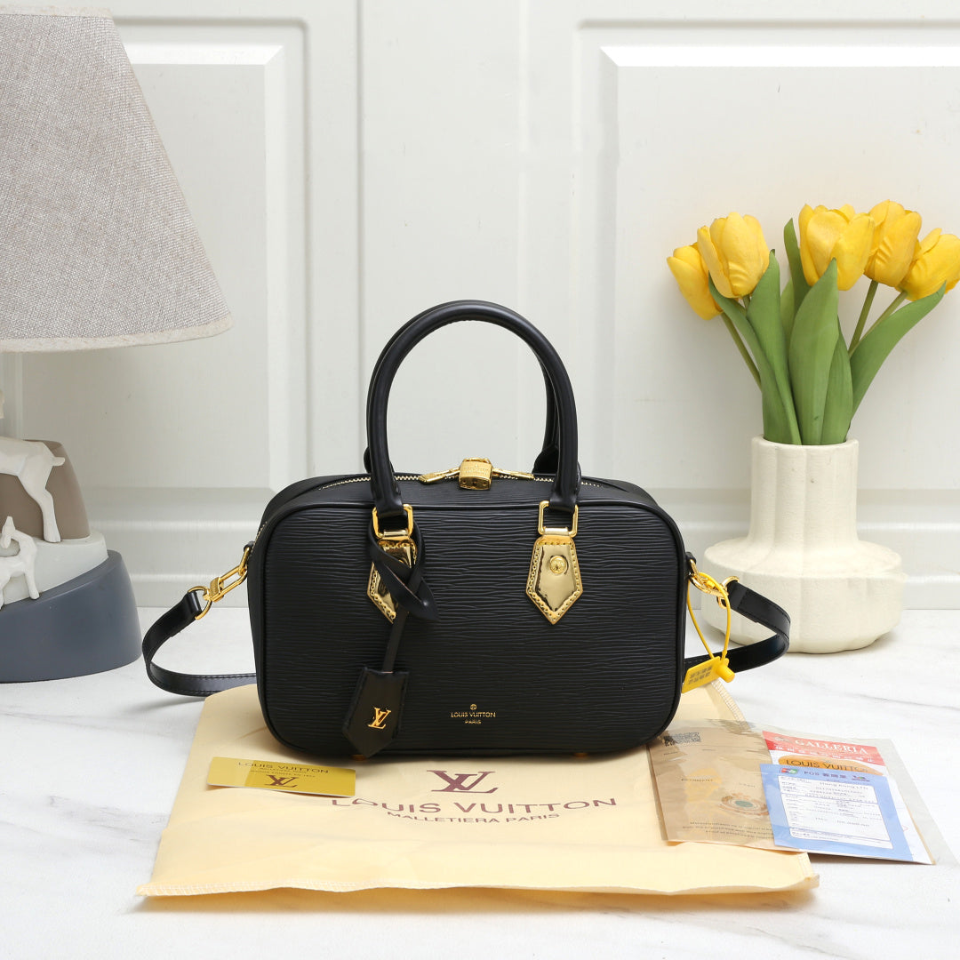 Louis Vuitton LV Trend Tote Bag Black 26x10x16cm